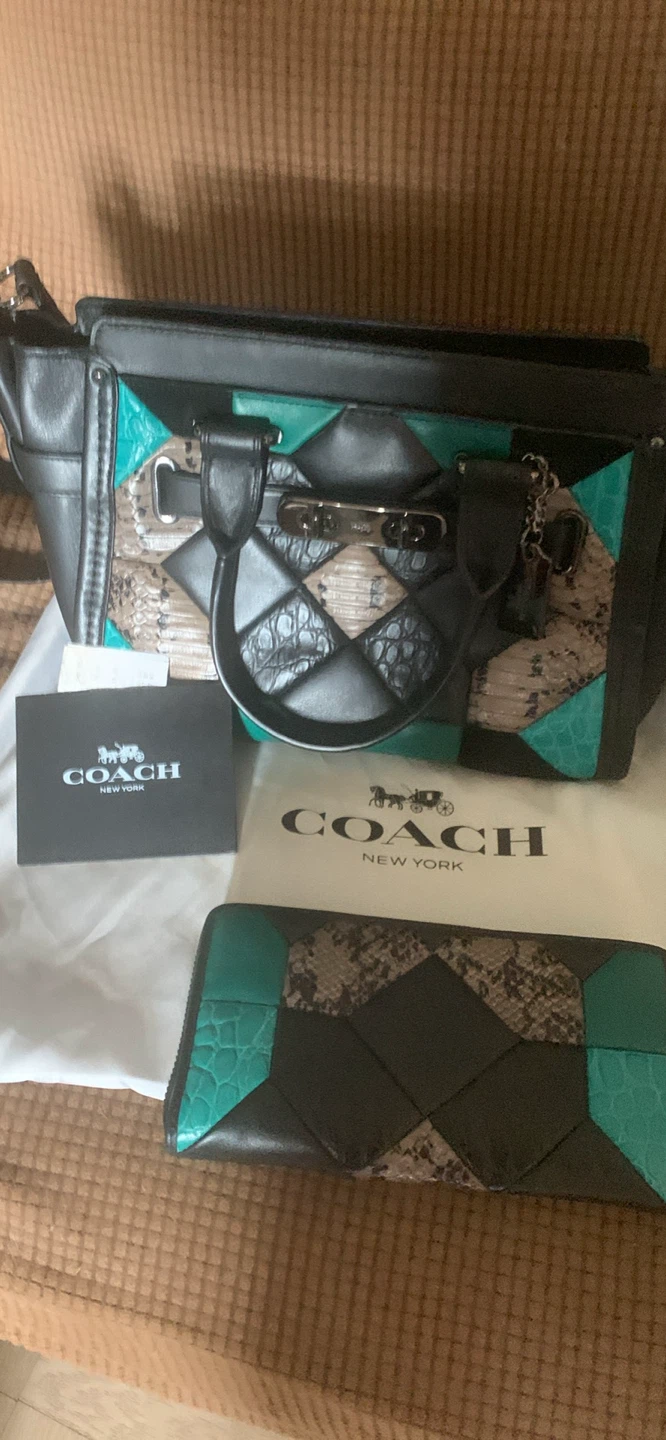 Coach Patchwork Leather Handbag and Wallet Set - photo 4