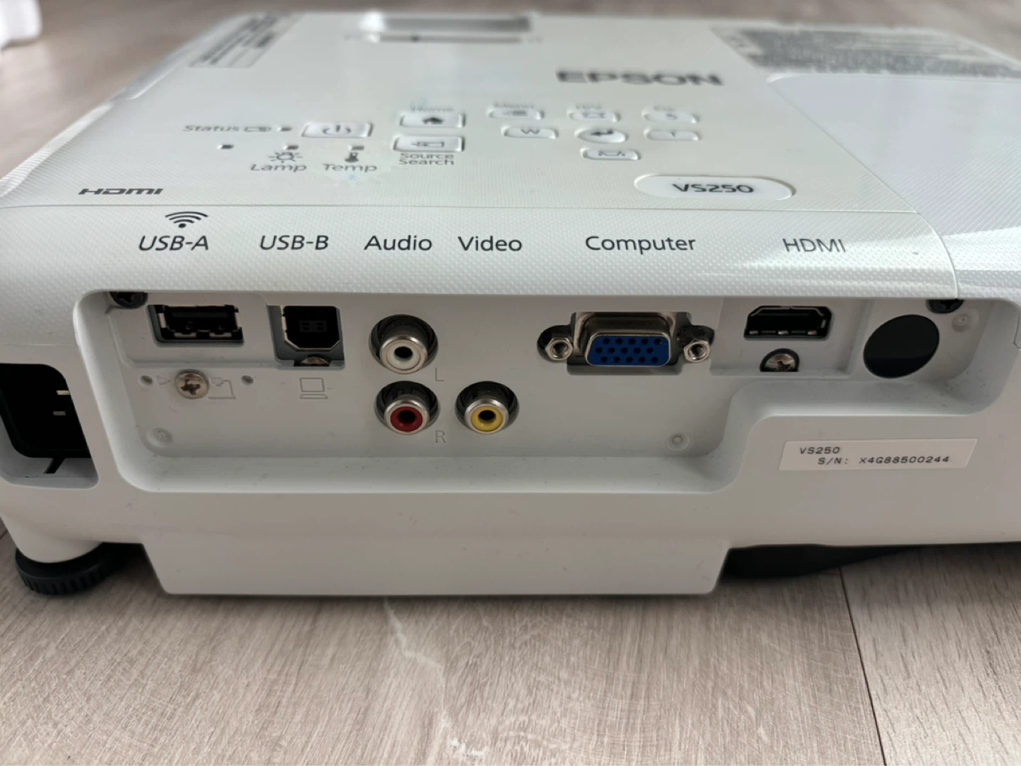 Epson VS250 Projector - photo 3