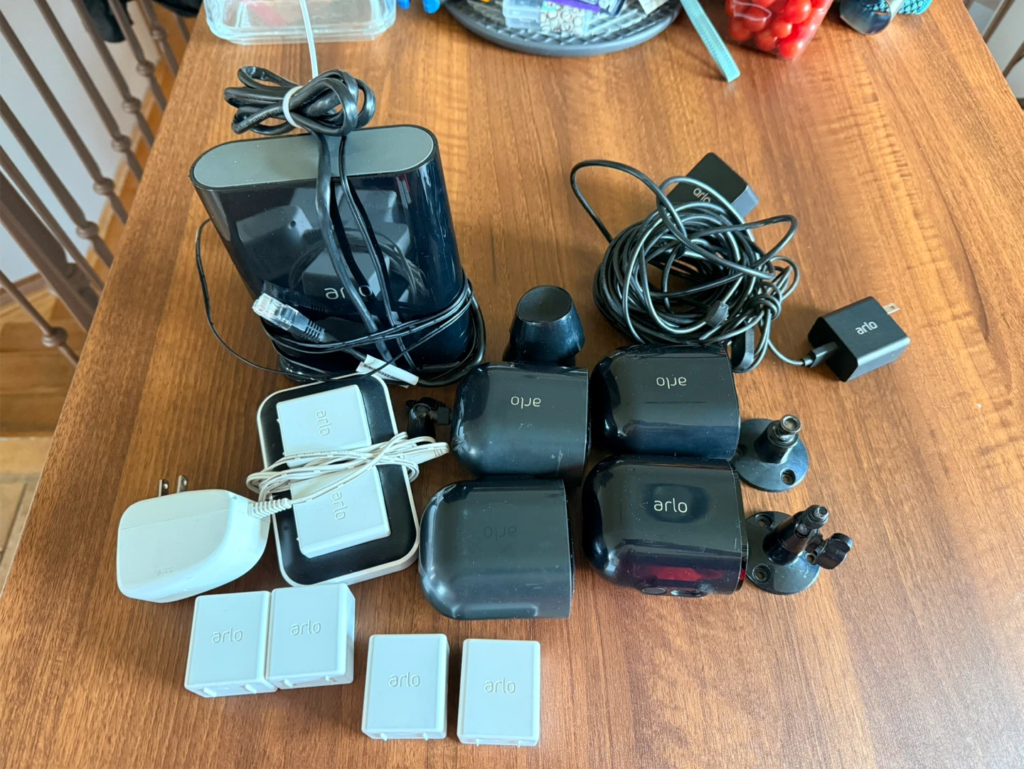 Arlo Pro 3 Wireless Security Camera System – Complete Package