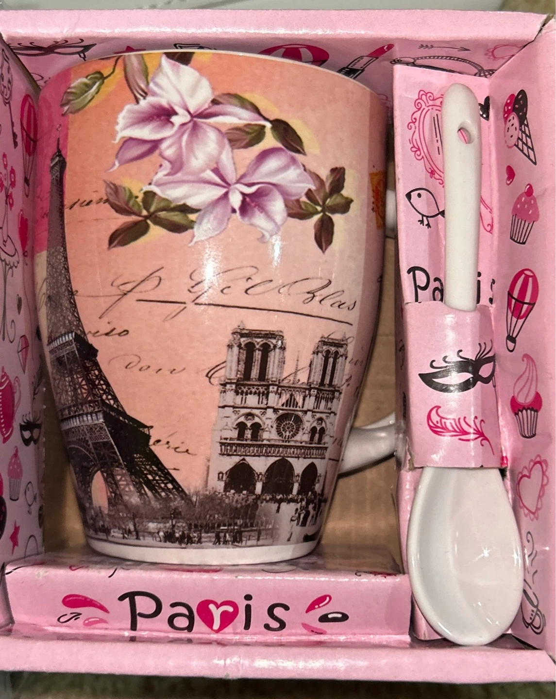 Paris Themed Clock and Mug Set - photo 2