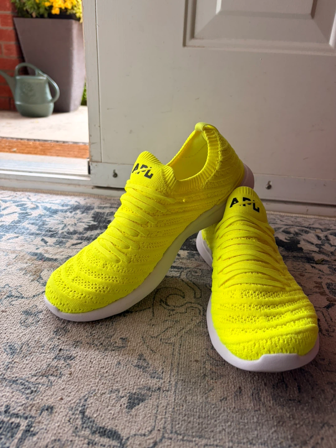 APL Techloom Wave W Running Shoes - Neon Yellow - photo 3