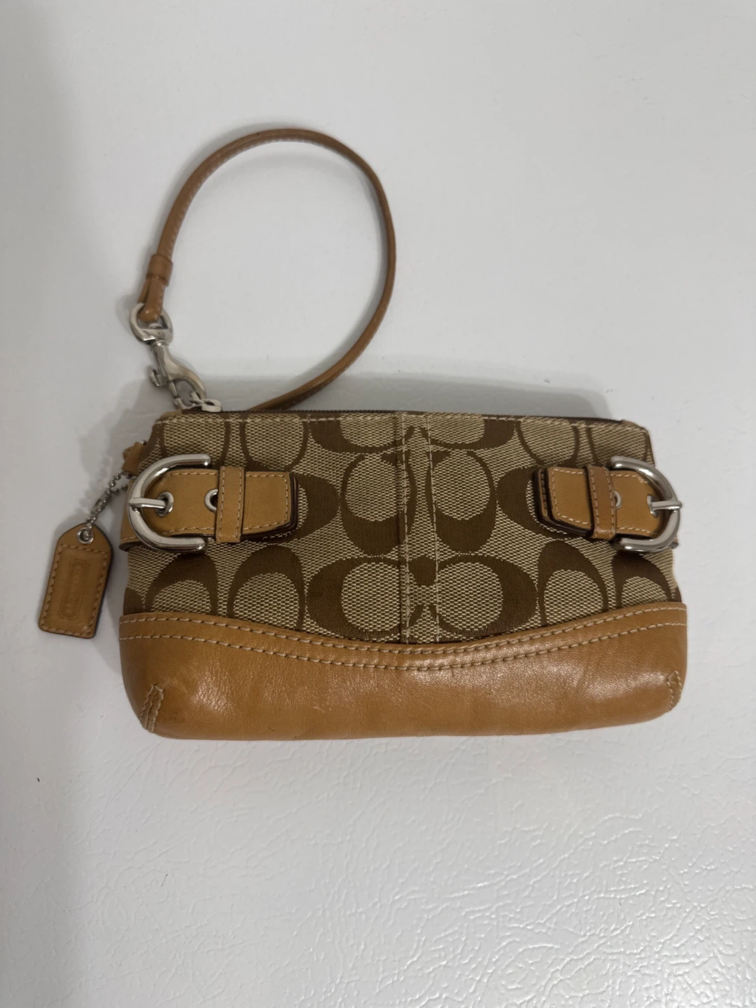 Coach Signature Wristlet ⚽