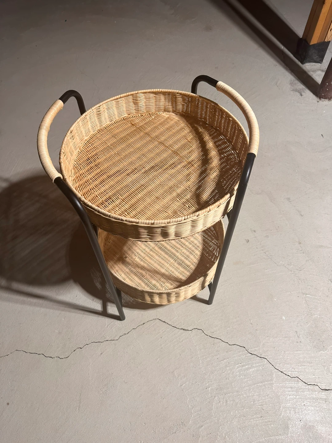 2-Tier Wicker Serving Cart - photo 2