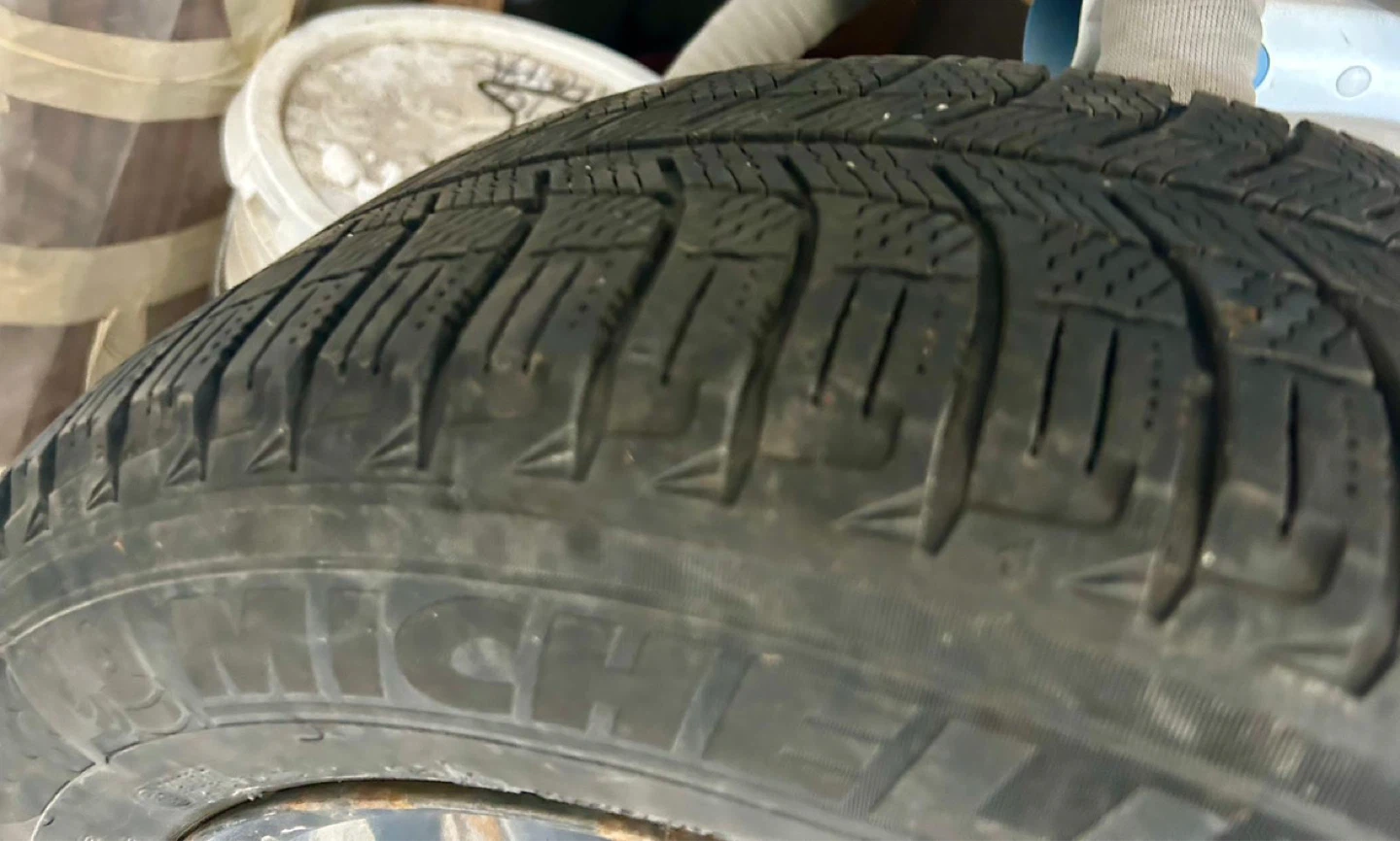 ⚽️ Michelin "Green X" Winter Tires with Rim - photo 2