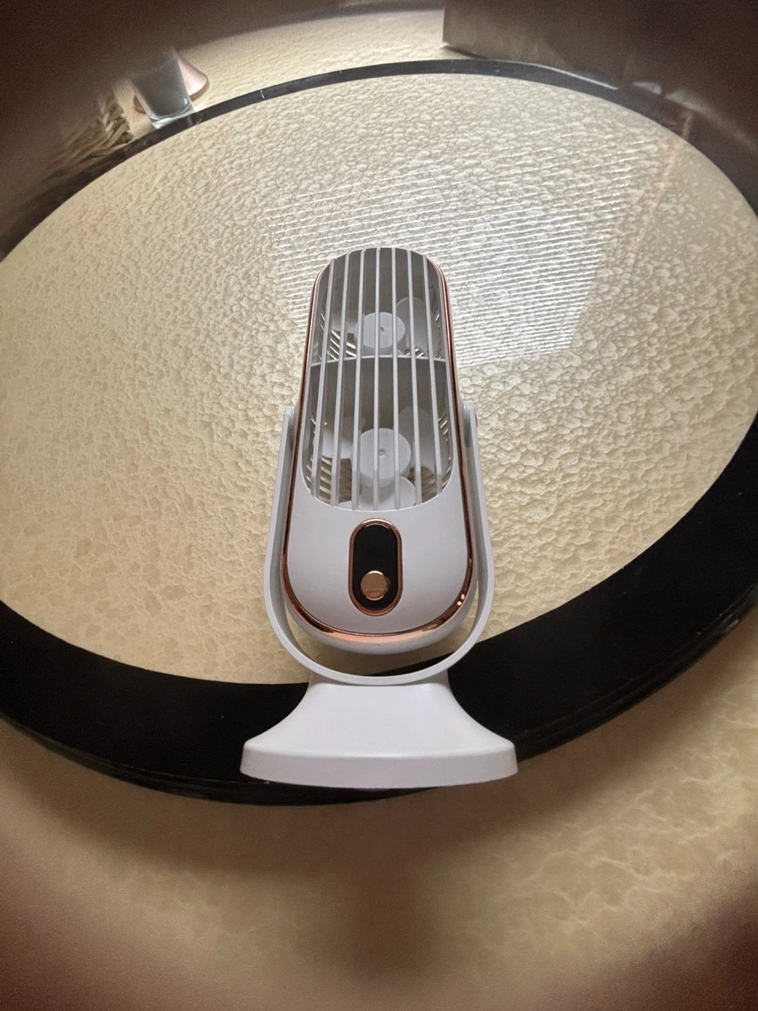 White Portable Desk Fan - photo 2