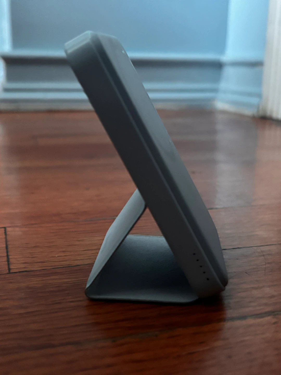 Anker Magsafe stand Power Bank - photo 4