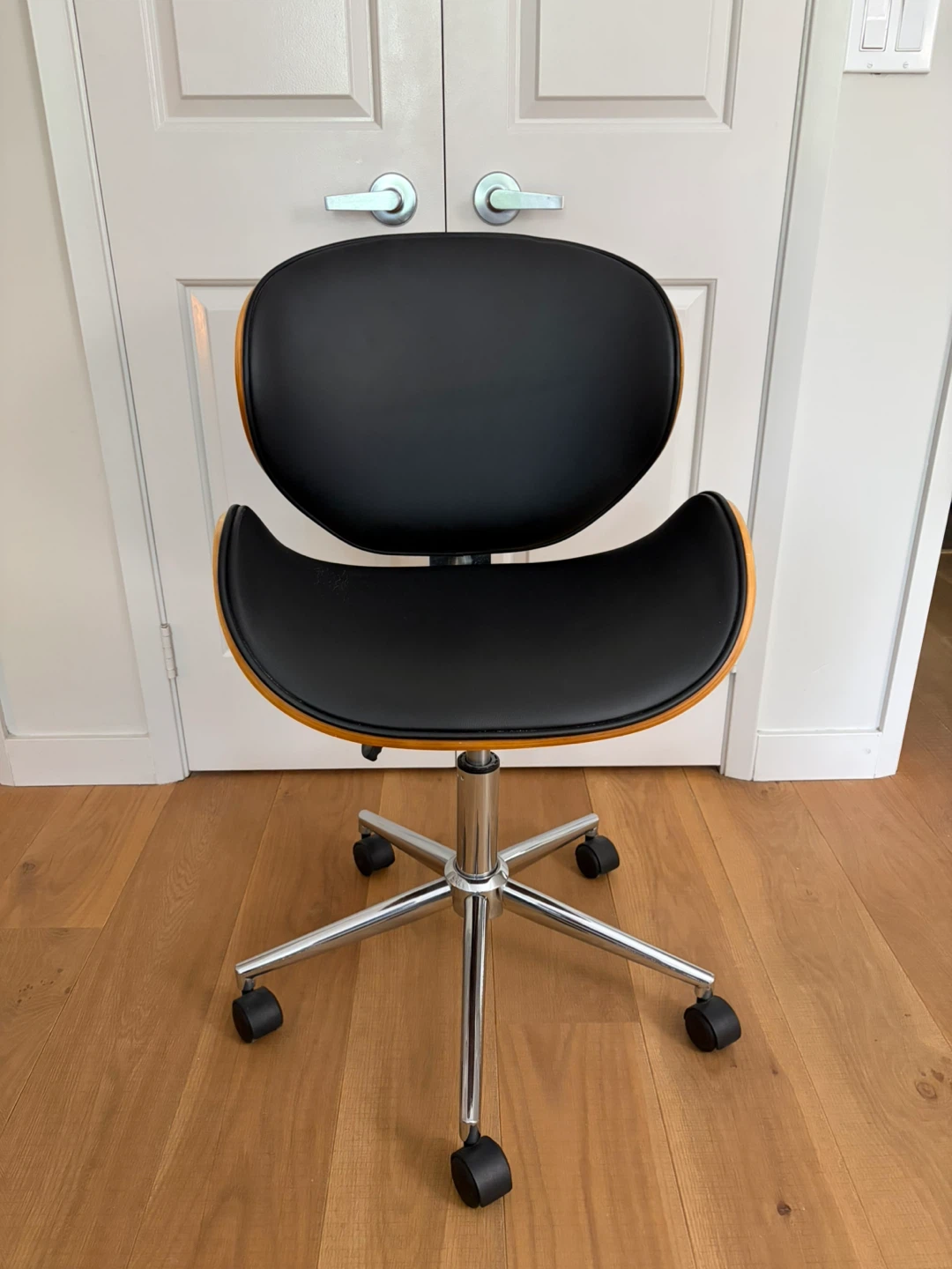 Office Chair with Black Seat and Wood Accent