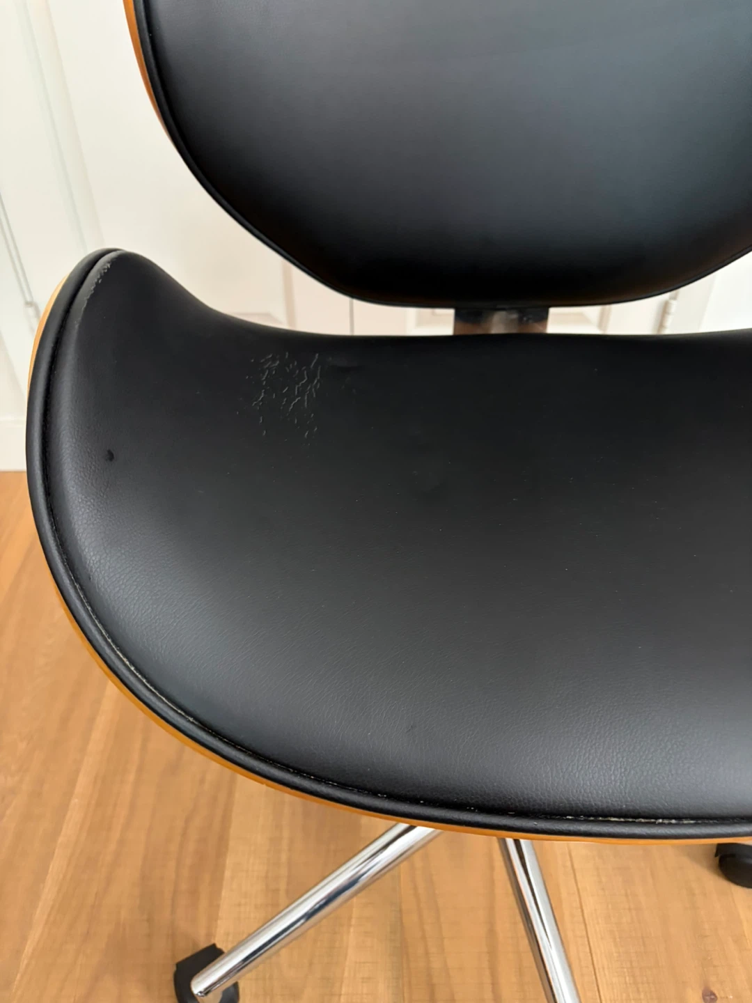 Office Chair with Black Seat and Wood Accent - photo 5