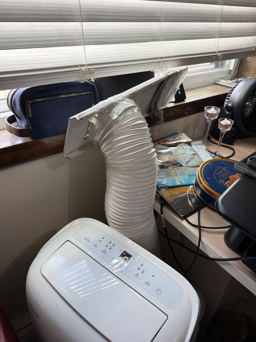 Toshiba Portable Air Conditioner - photo 2