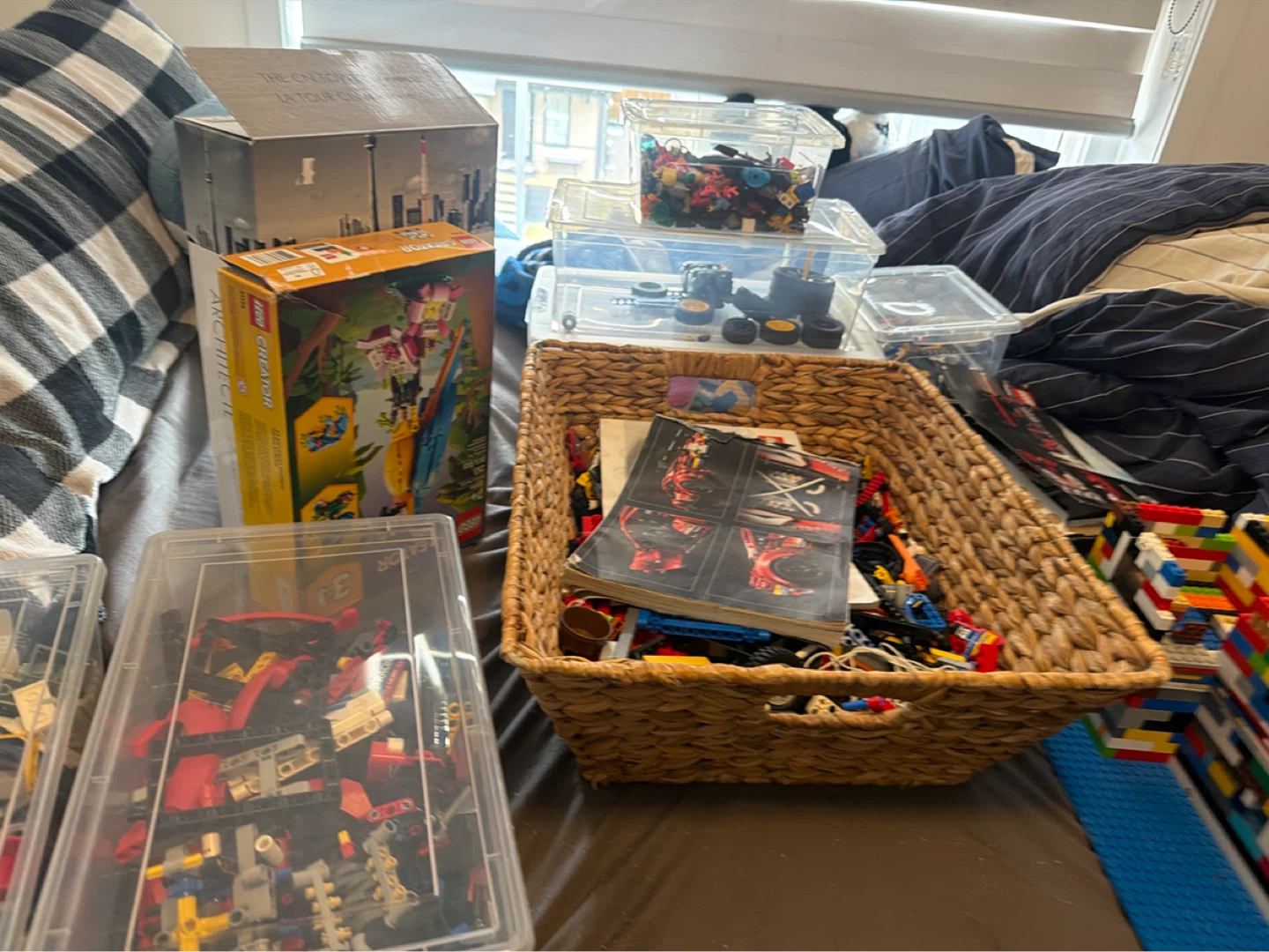 LEGO Building Blocks and Accessories - photo 2
