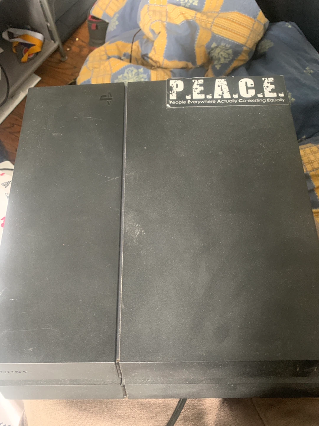 Original PS4 (no controllers) price negotiable