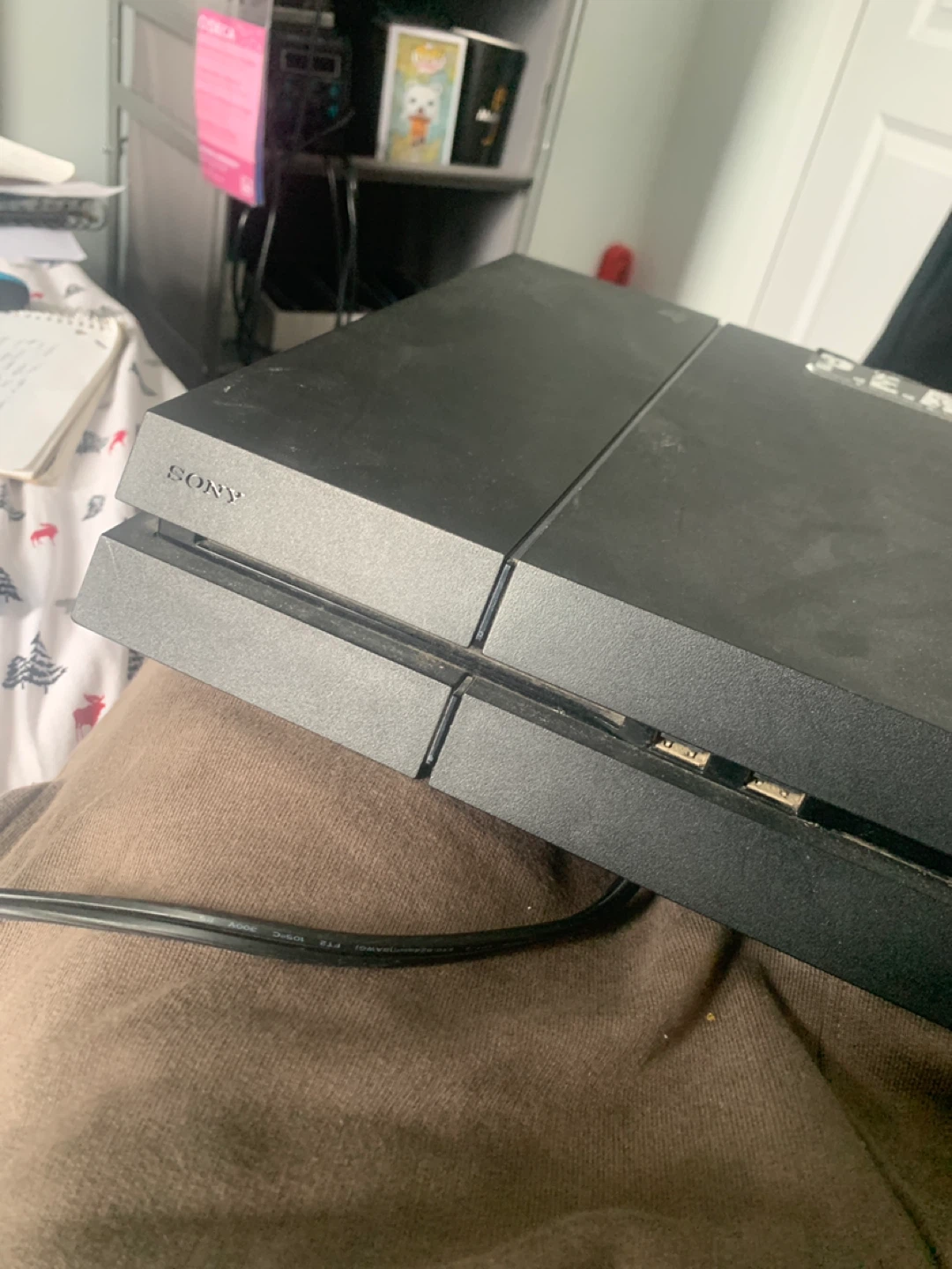 Original PS4 (no controllers) price negotiable - photo 2