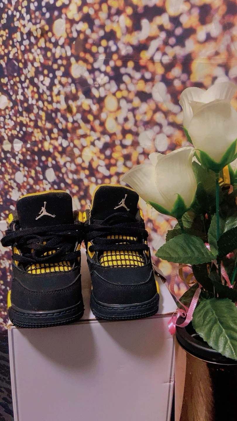 Toddler Jordan 4s - photo 2