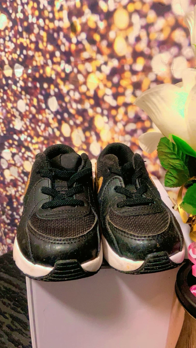 Nike Air Max Crib Shoes - photo 2