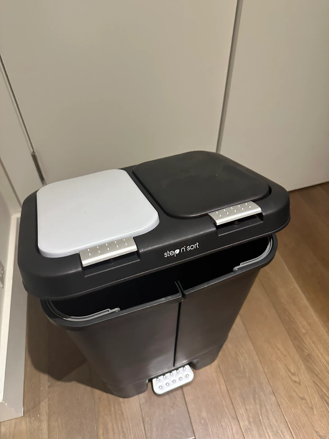 Dual Trash and Recycling Bin - photo 3