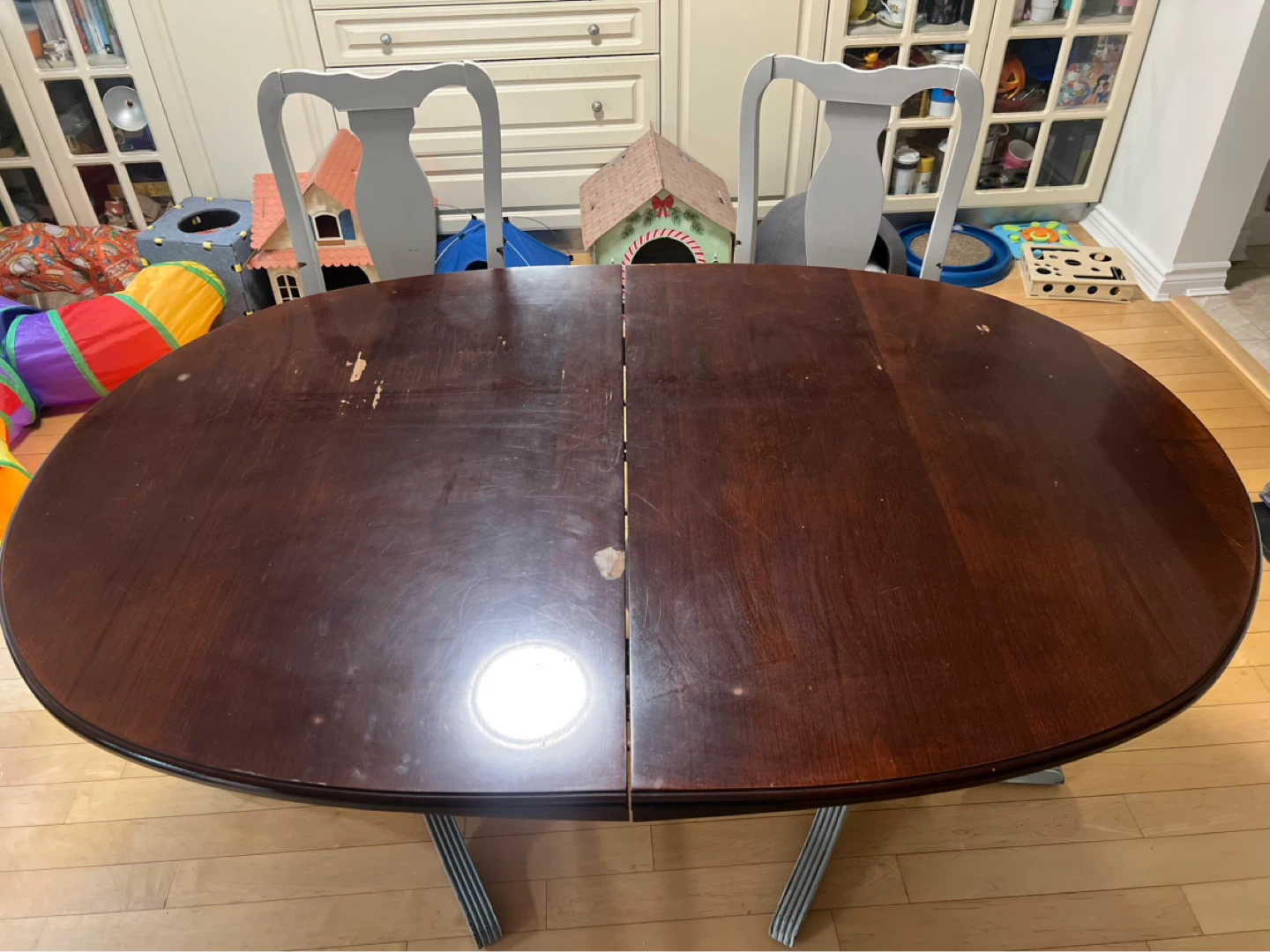 Extendable Dining Table