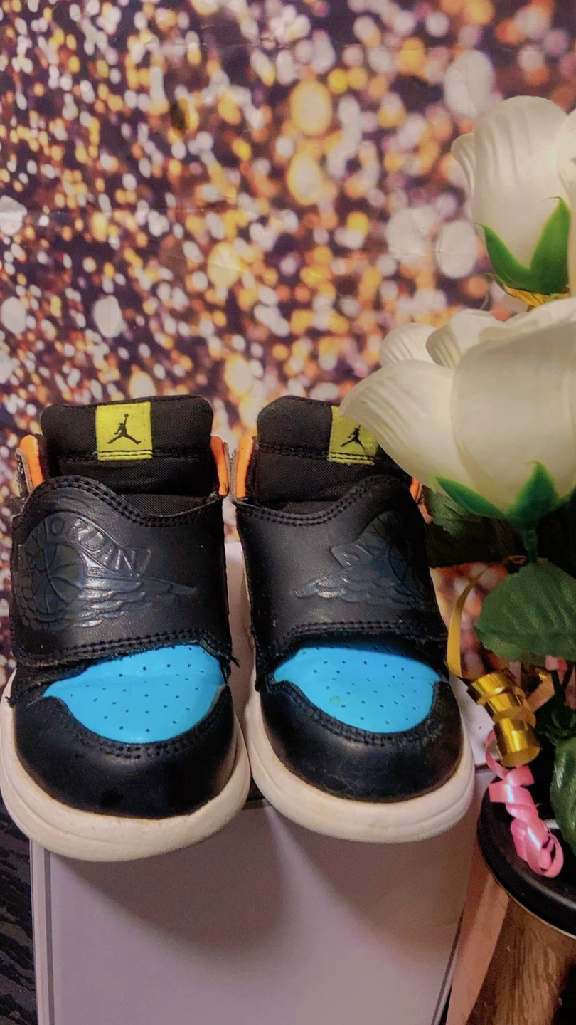 Air Jordan 1 Toddler Sneakers