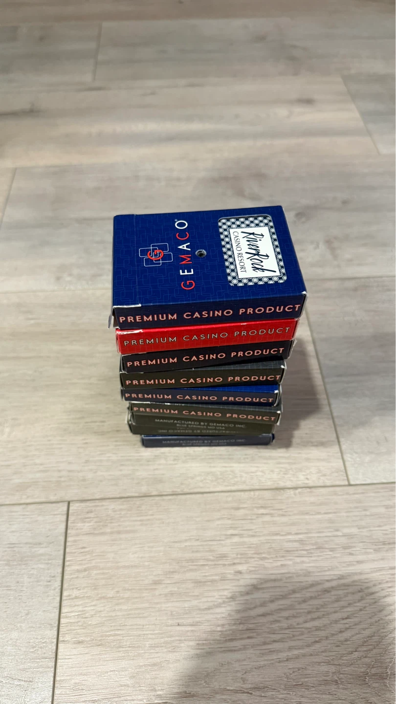 ♠️ River Rock Casino Premium Playing Cards – Gemaco – Set of 8