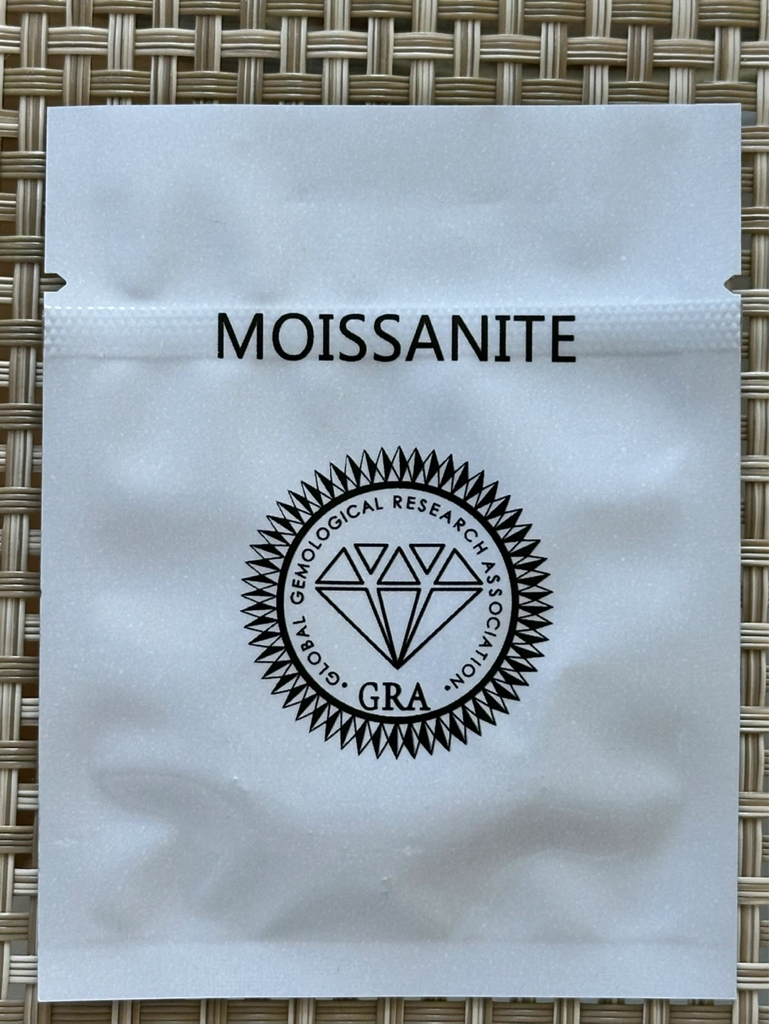 Packet of Ten 1/2 Carat Moissanite “Diamonds” - photo 2