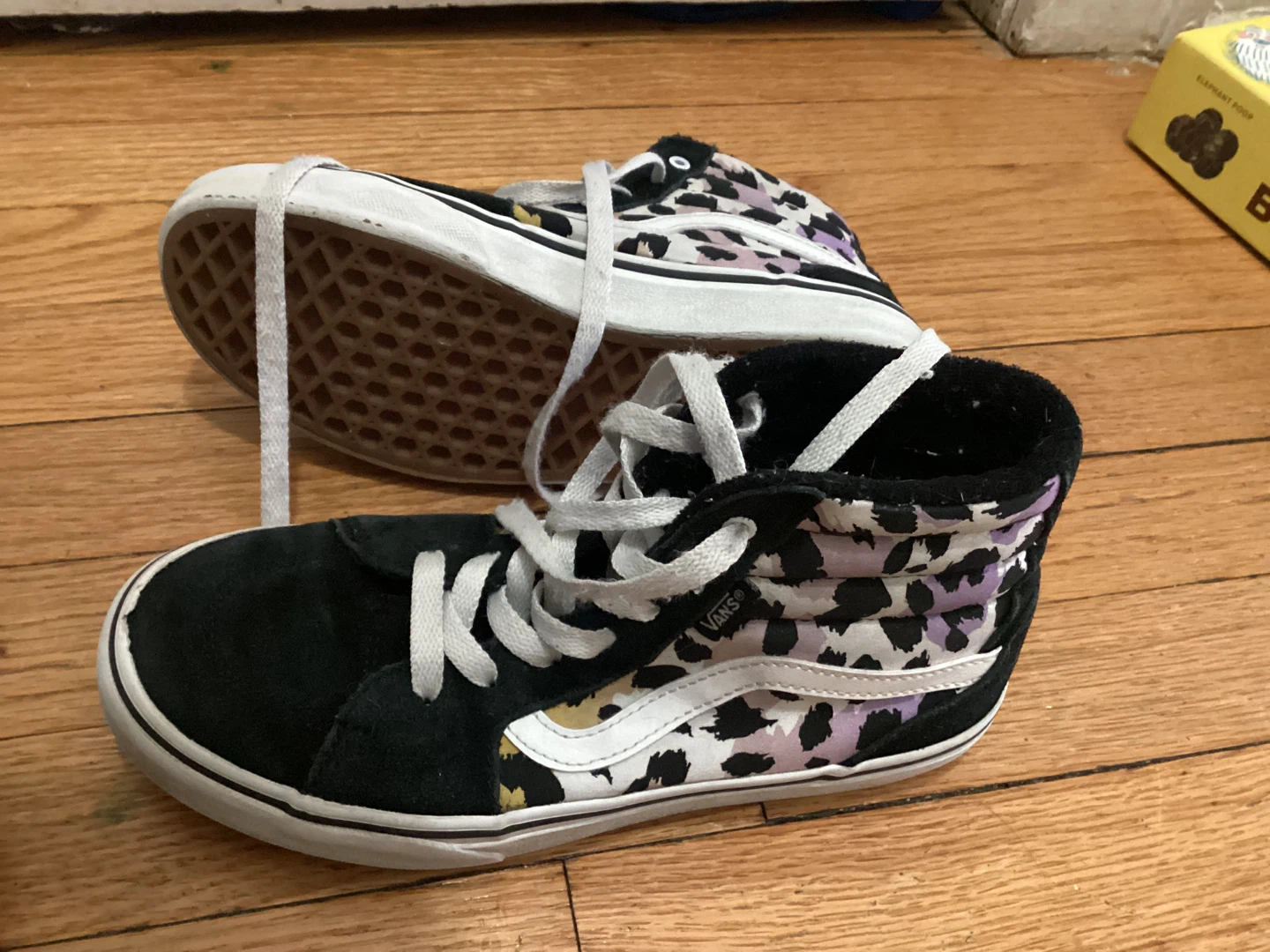⚽️Vans Sk8-Hi Leopard Print High Top Sneakers