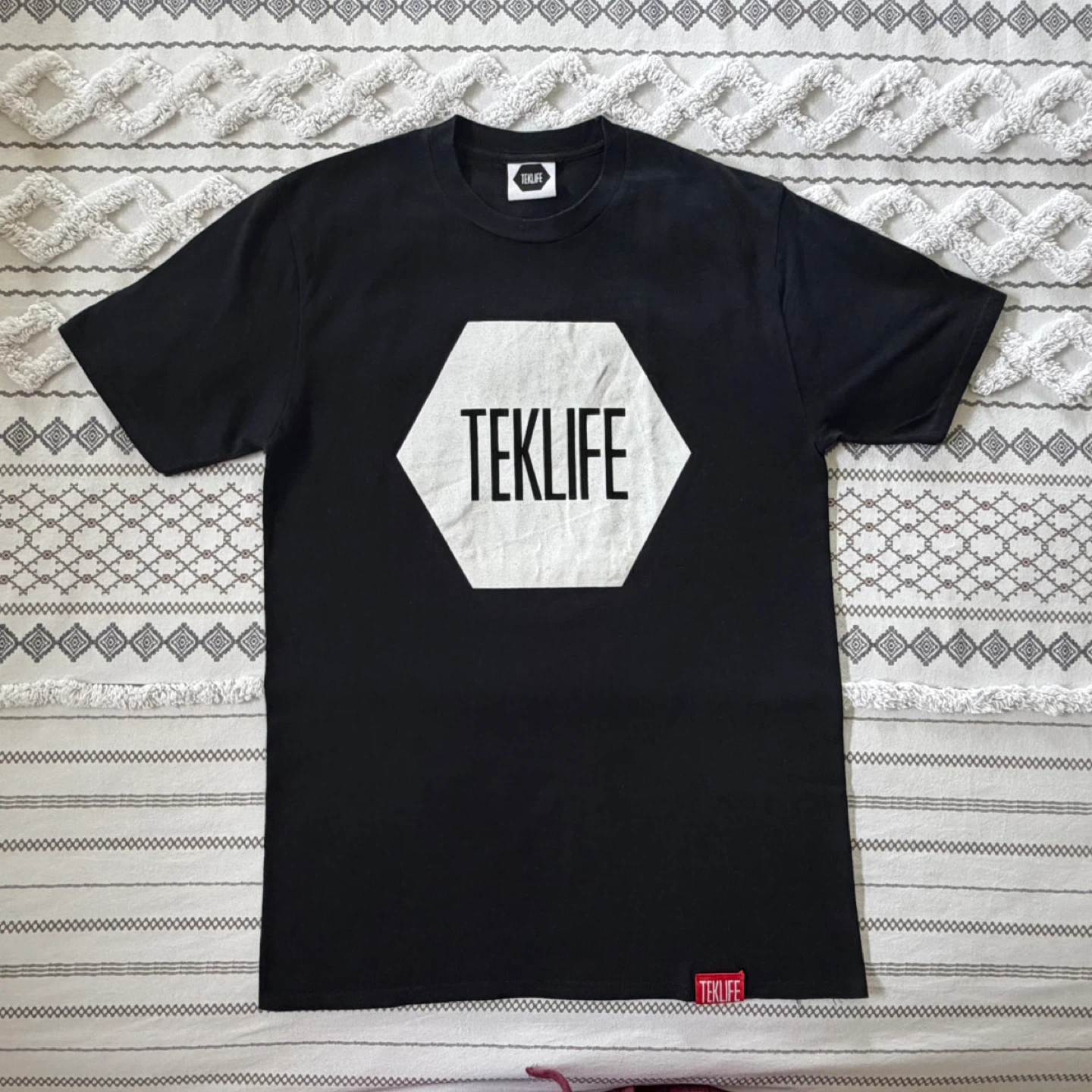 ⚽️Teklife Black Hexagon Logo T-Shirt - Size M