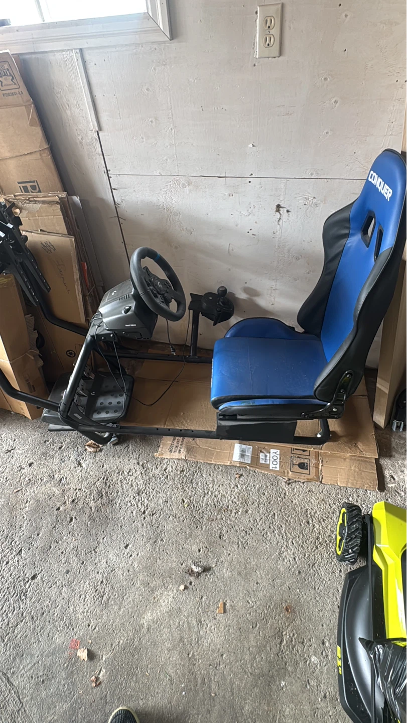 Conquer Racing Sim Cockpit with Logitech Wheel and Pedals
