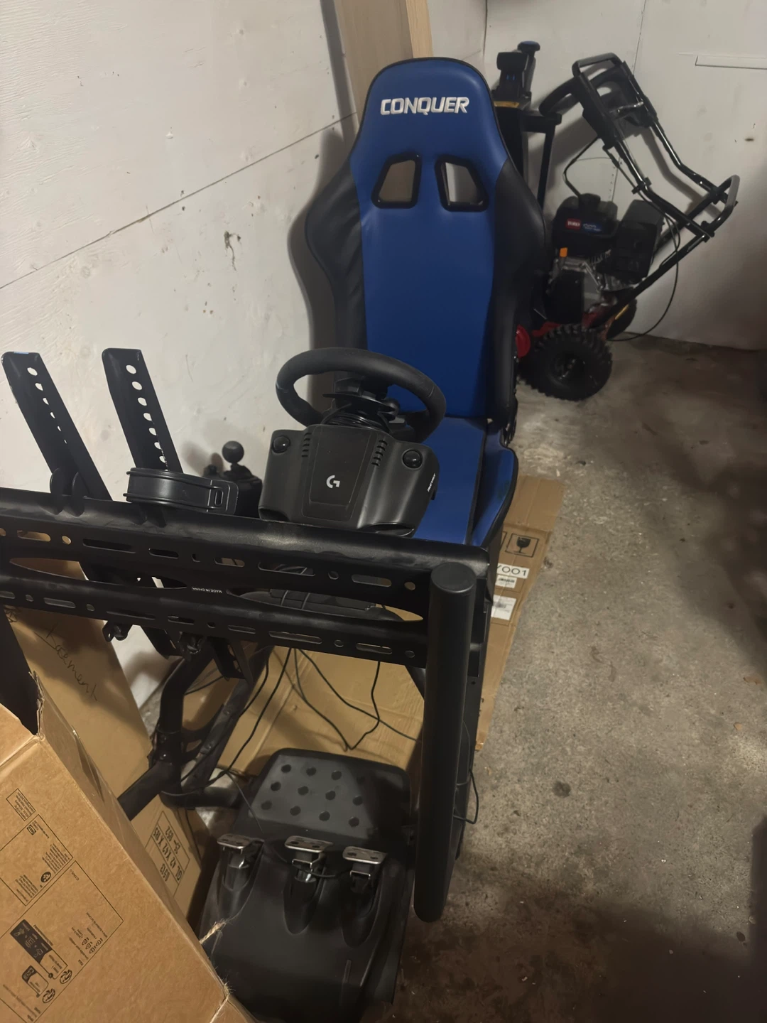 Conquer Racing Sim Cockpit with Logitech Wheel and Pedals - photo 2