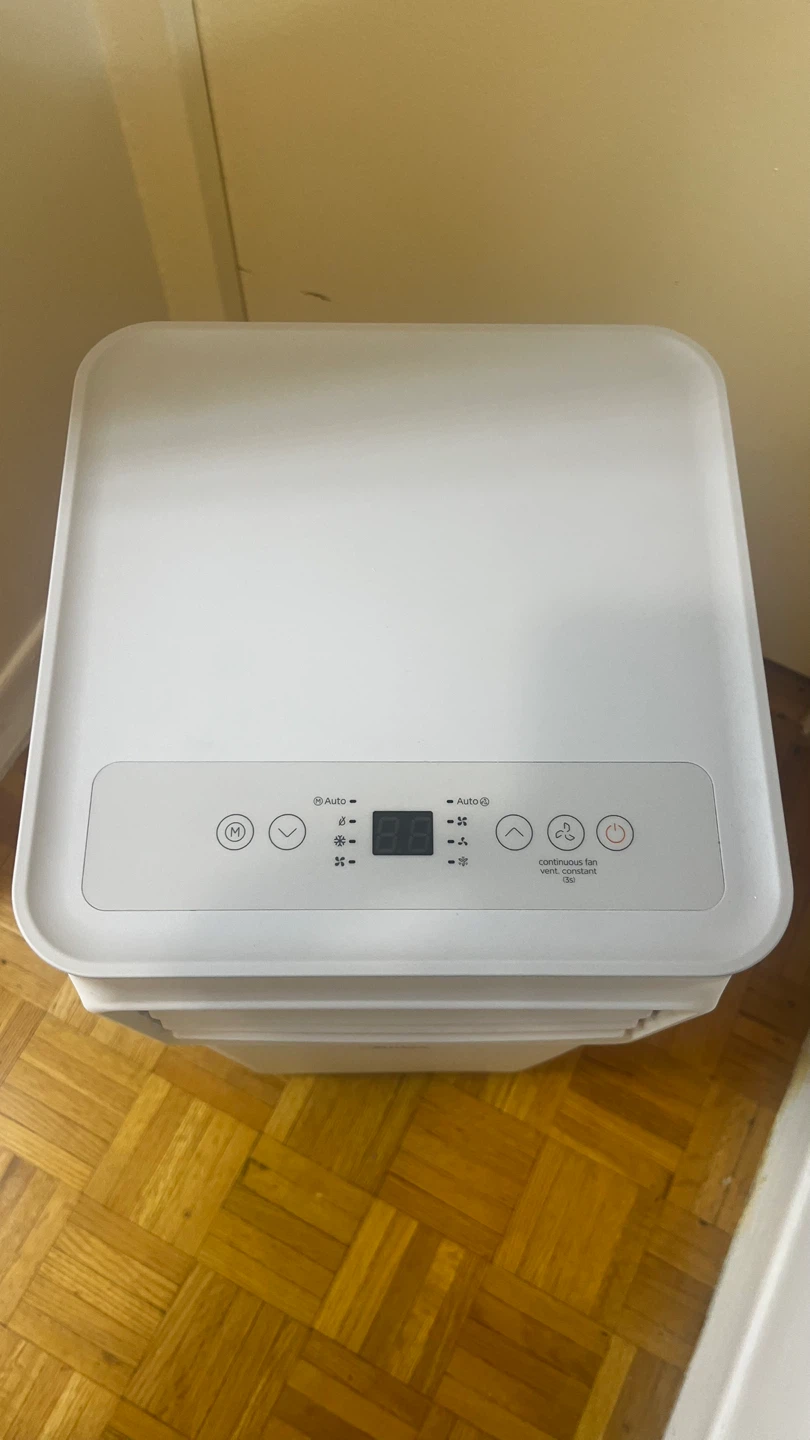 Midea Portable Air Conditioner - photo 3