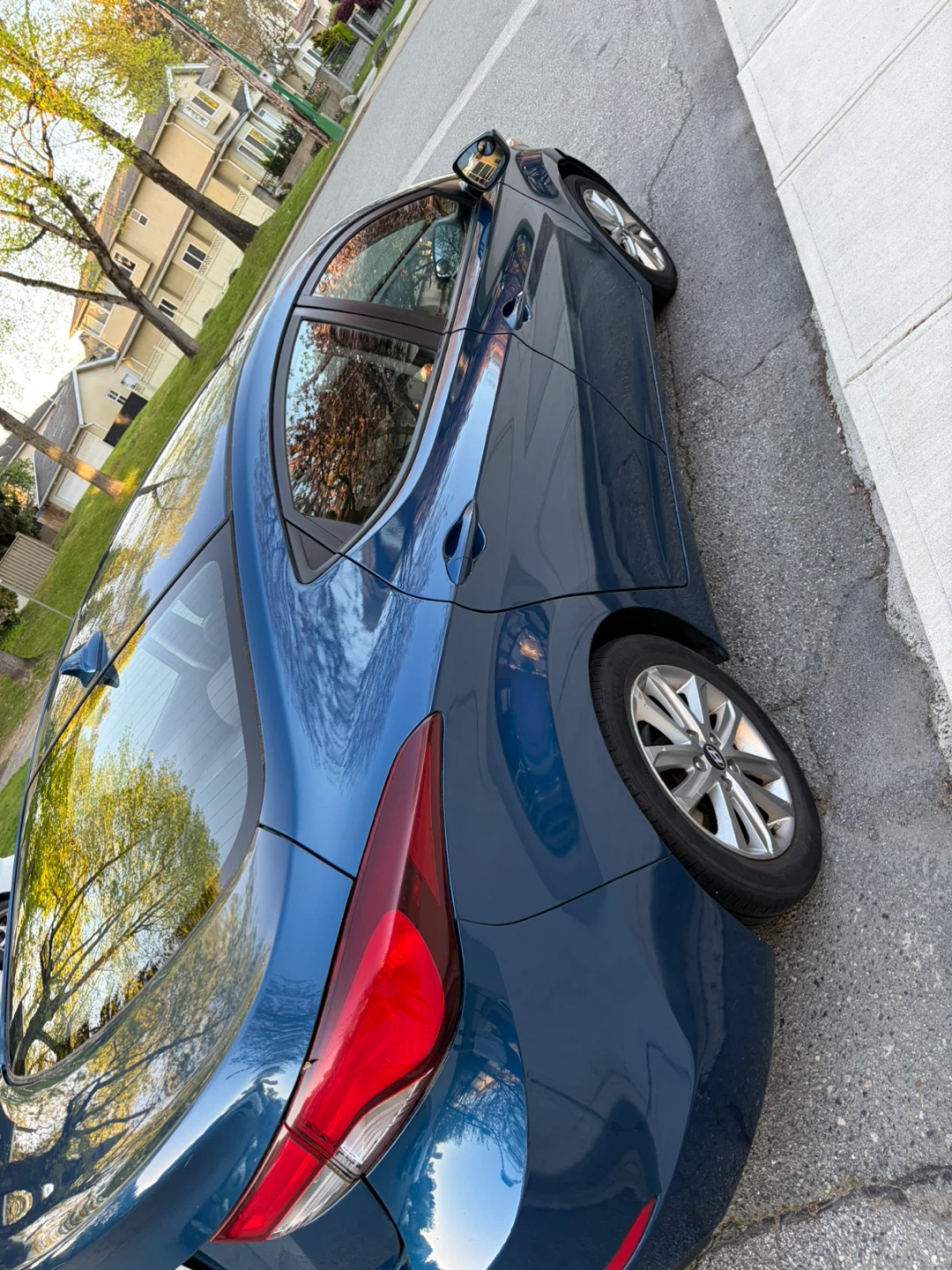 Blue Hyundai Elantra Sedan 2016 - photo 4