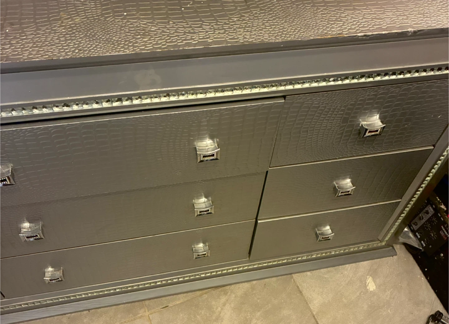 Gray Crocodile Embossed 9-Drawer Dresser - photo 2