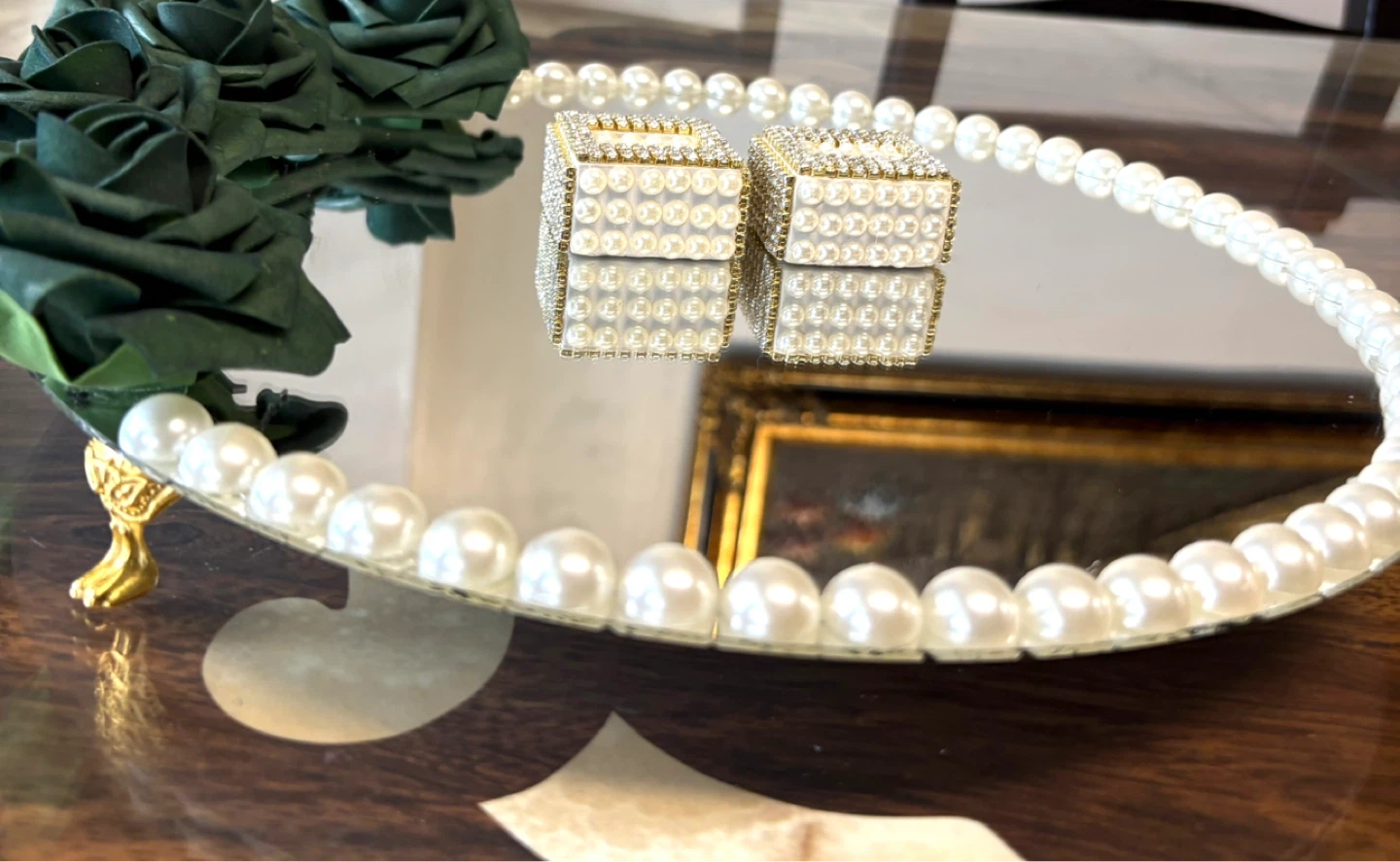 Round mirror tray with gold rhinestone - photo 2