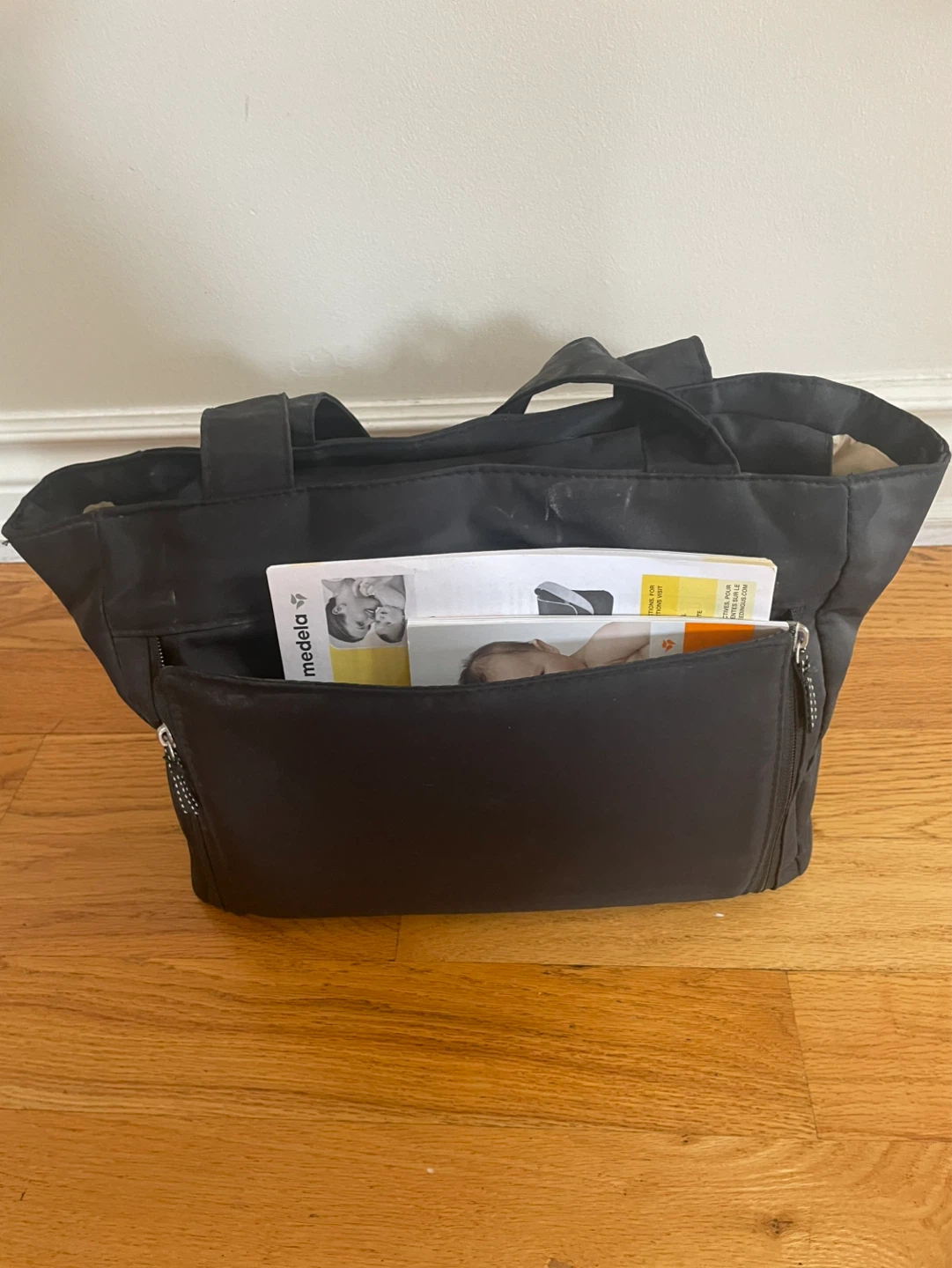 Medela Pump In Style Advanced Breast Pump with Tote Bag ⚽️