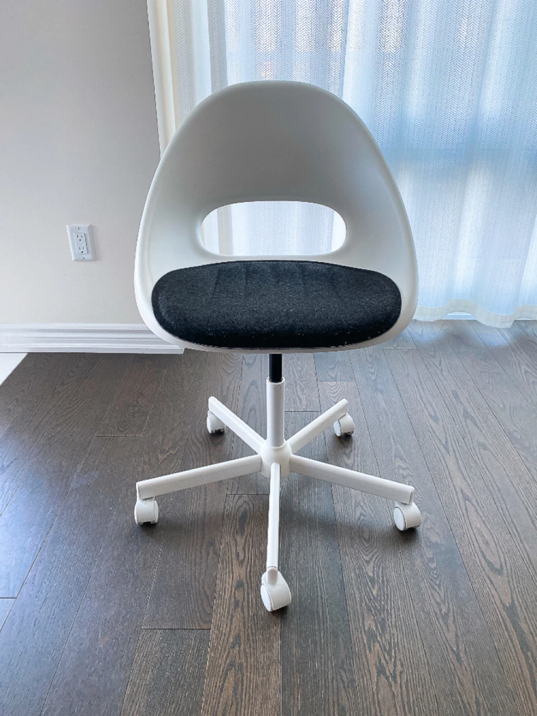 Ikea White Swivel Office Chair