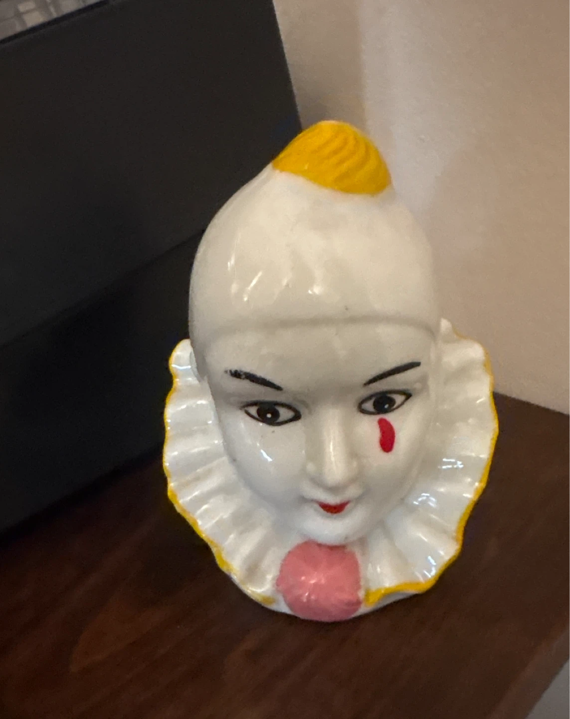 ⚽️Ceramic Clown Head Figurine