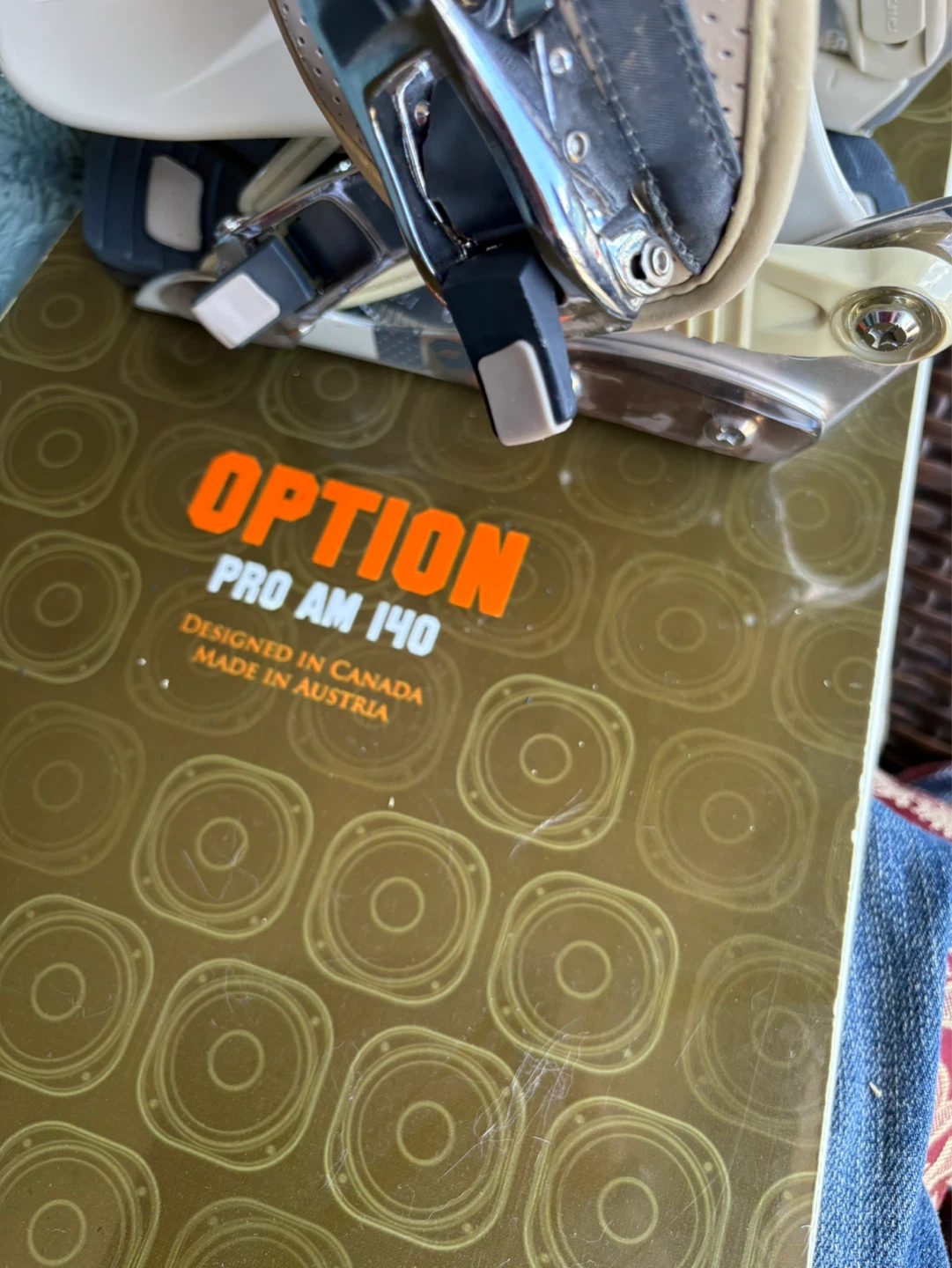 Option Pro AM 140 Snowboard with Bindings
