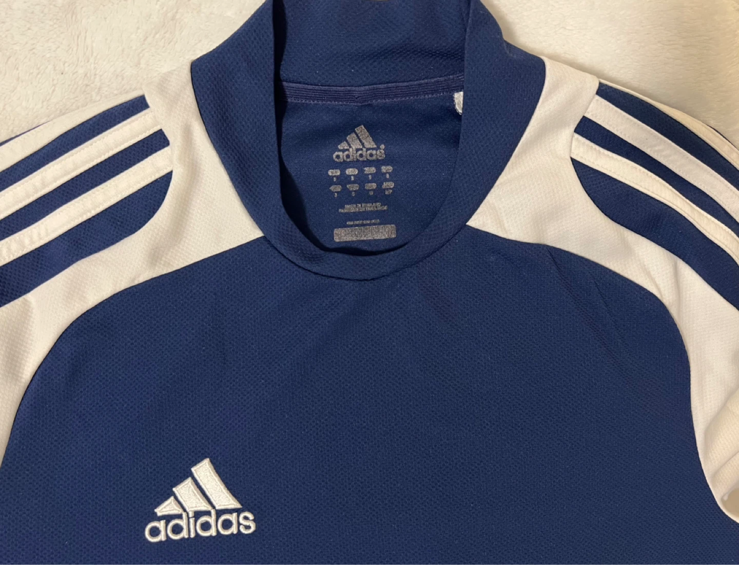Adidas Men’s Athletic CLIMALITE T-shirt Size Small - photo 2