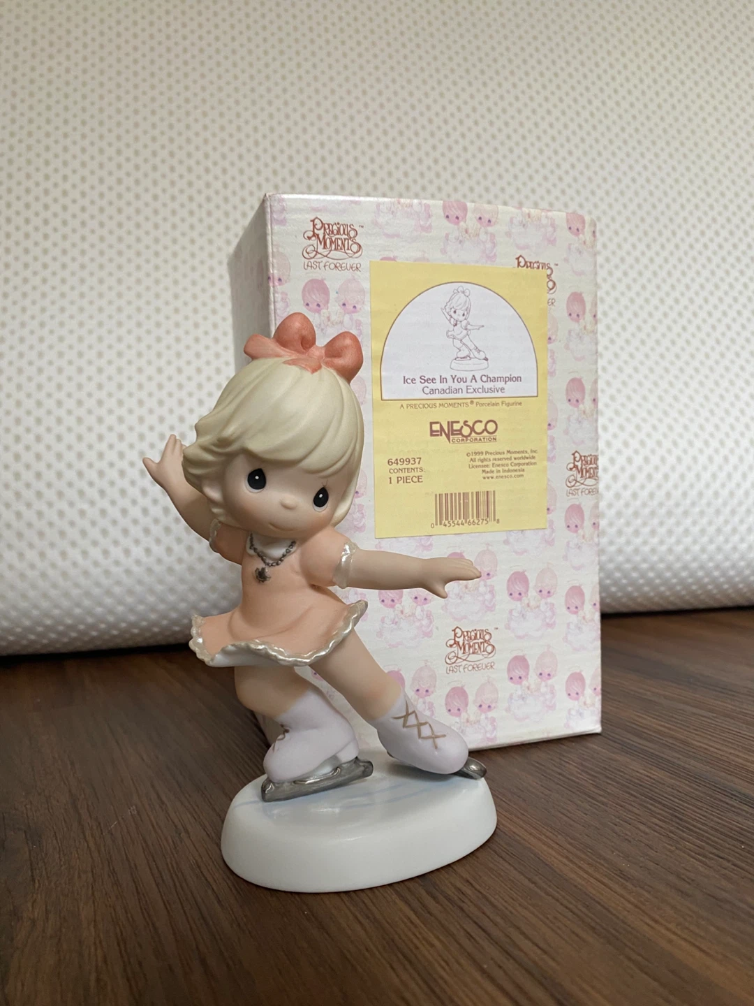 Precious Moments "Ice See In You A Champion" Figurine ⚽️