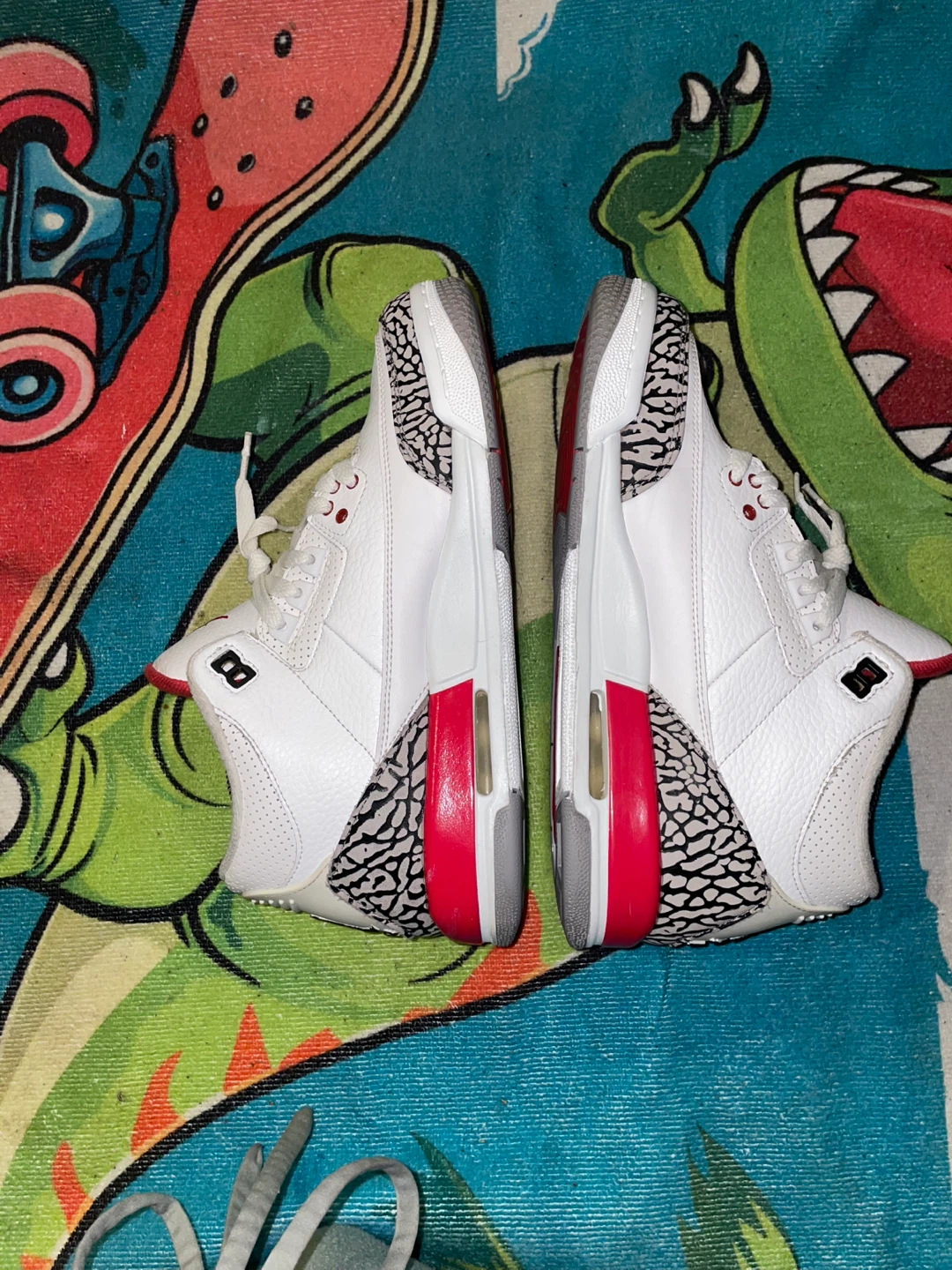 Air Jordan 3 Retro White Red - photo 5