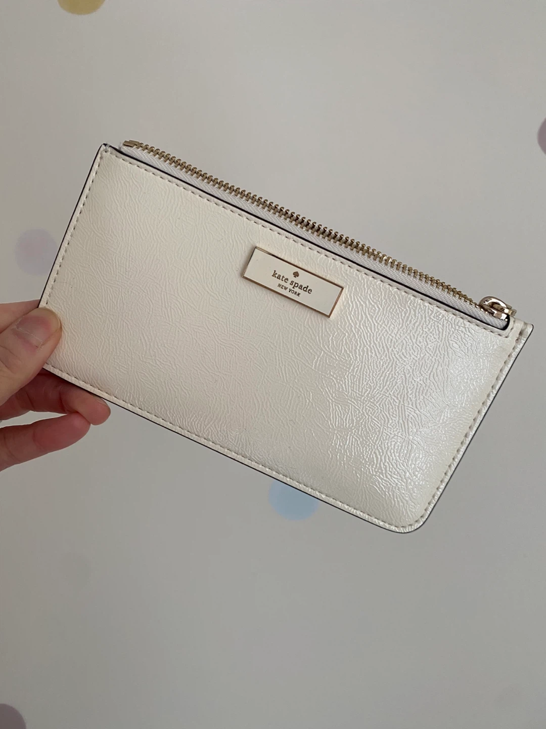 Kate Spade Bridget White Cardholder ⚽️
