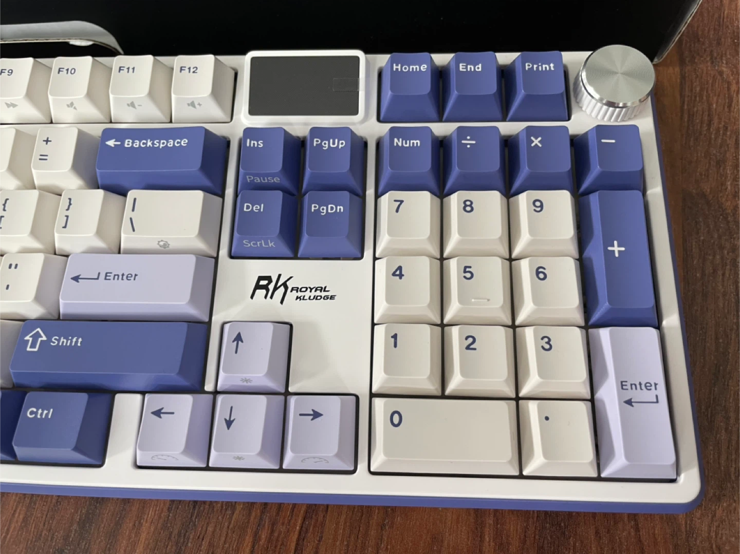 ⚽ Royal Kludge Mechanical Keyboard - photo 3