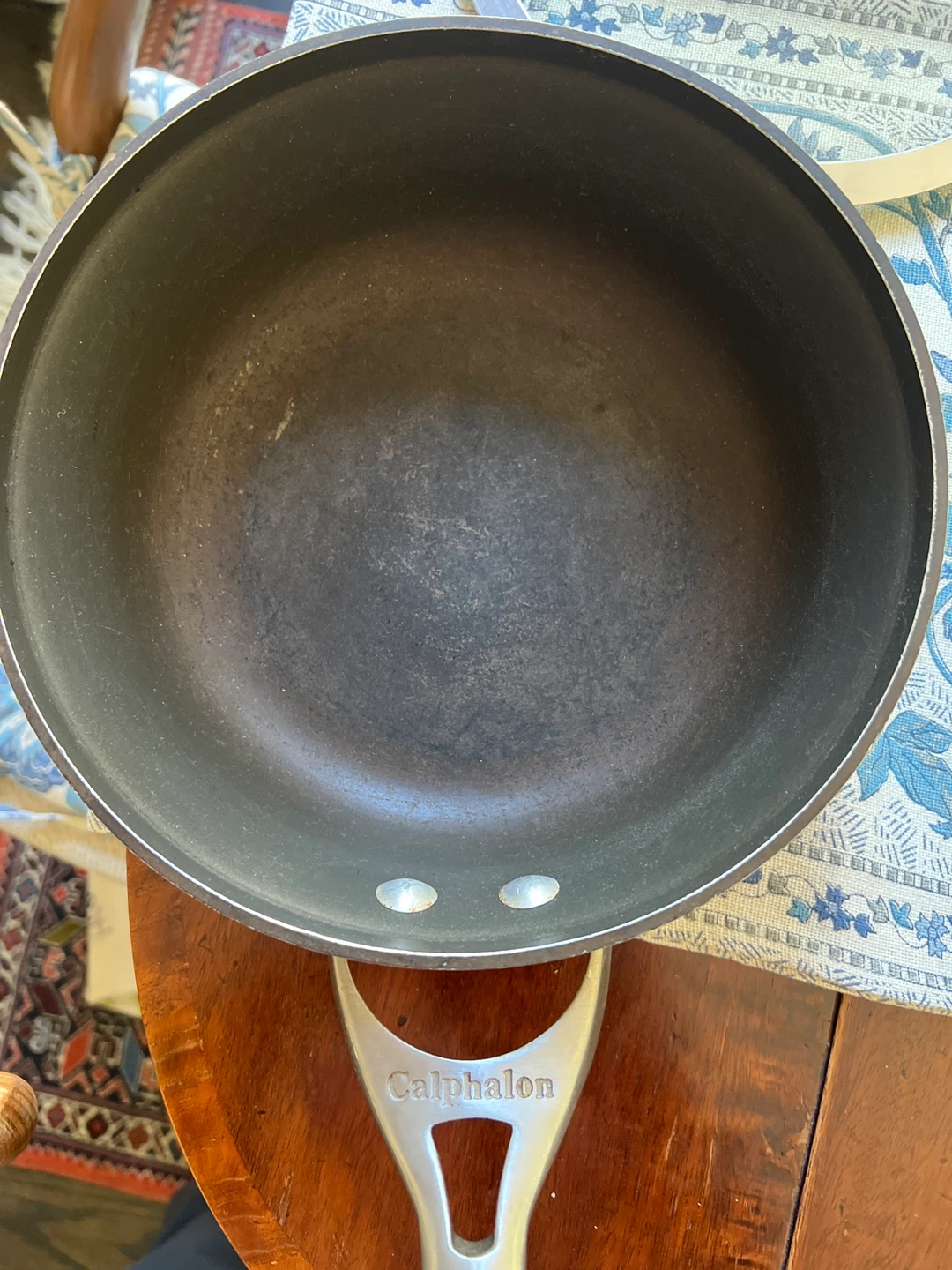 Calphalon 8782-2.5Qt Saucepan with Lid