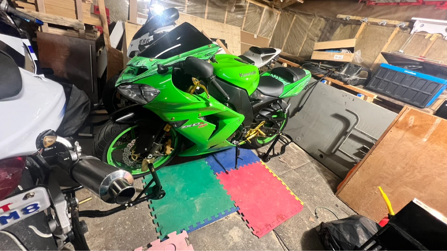 Kawasaki Ninja ZX-10R Motorcycle