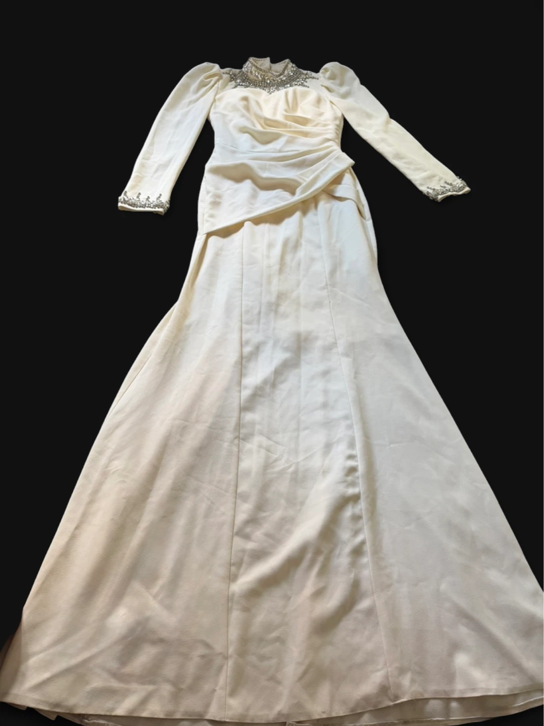 White Beaded Neckline & Cuff Gown - photo 5
