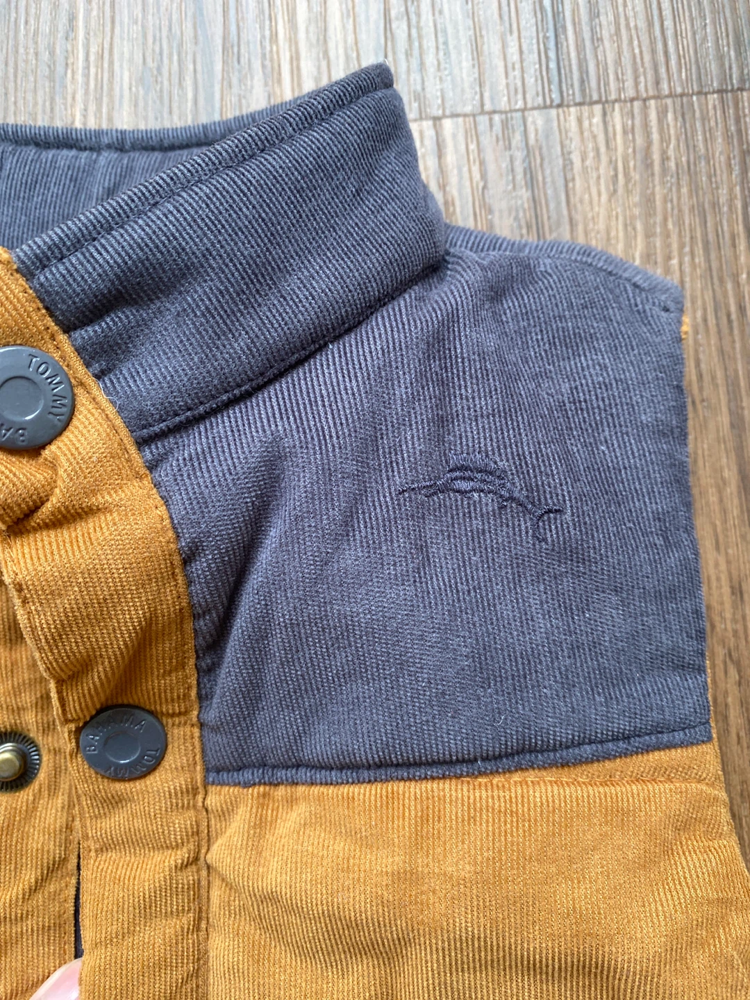 Tommy Bahama Quilted Corduroy Vest Size 3T ⚽️ - photo 4