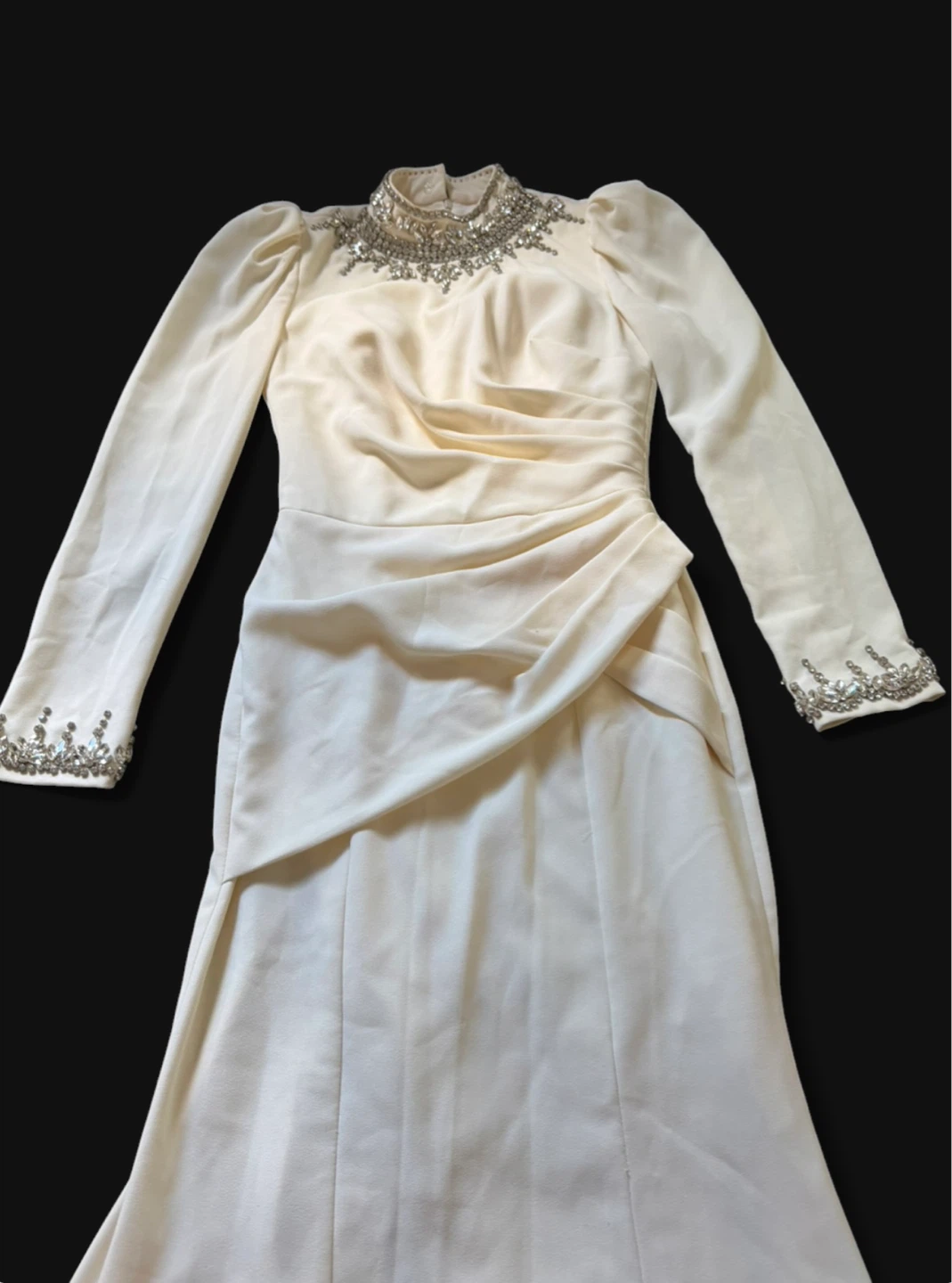 White Beaded Neckline & Cuff Gown - photo 3