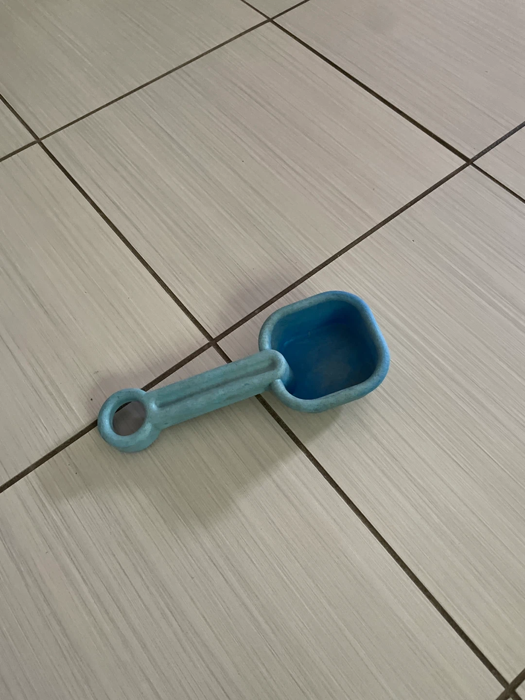 ⚽️Blue Plastic Beach Toy Shovel