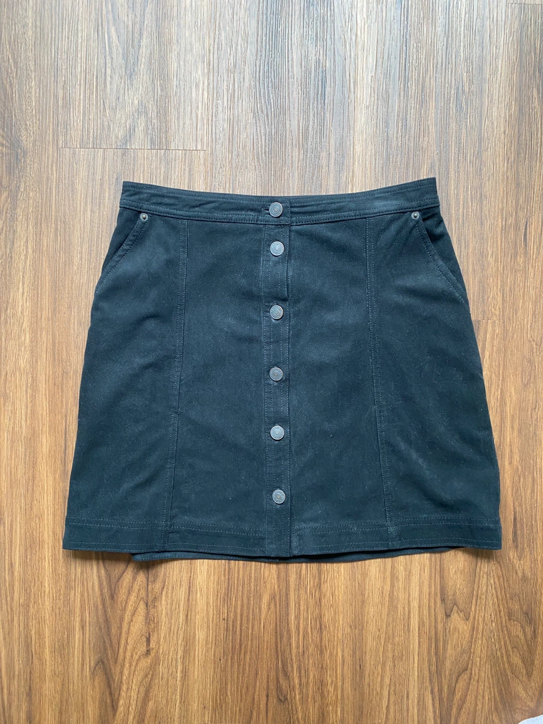 Abercrombie & Fitch Black Button-Front Mini Skirt, M ⚽️