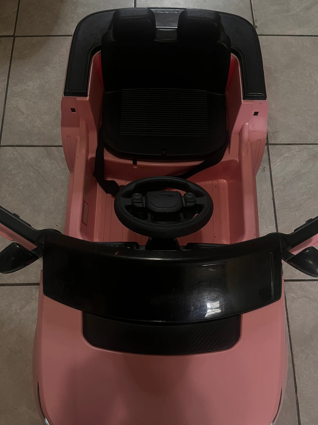 Kids Ride-On Land Rover Discovery Electric Car - Pink - photo 2