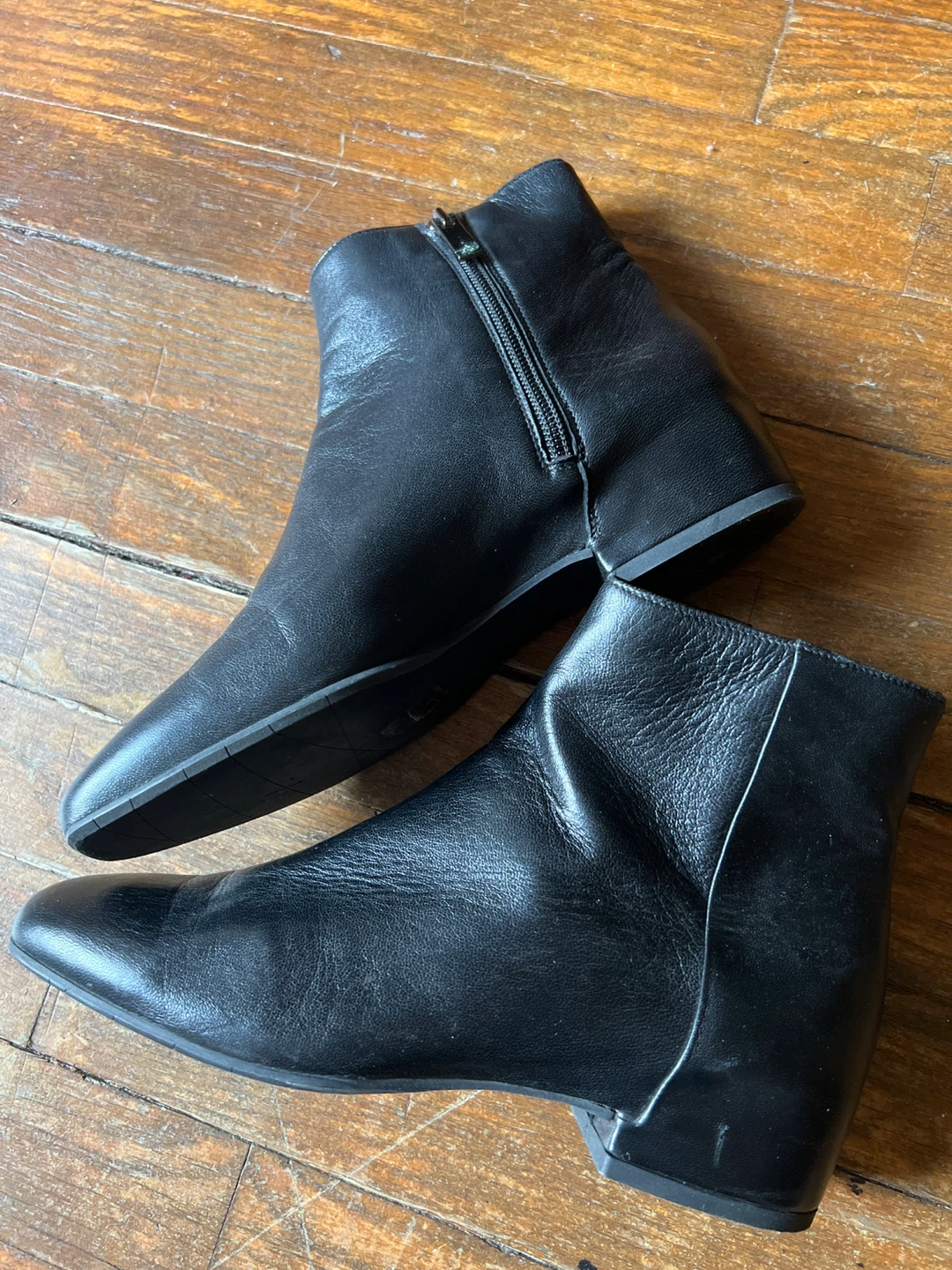 Aquatalia Black Leather Ankle Boots Size 6 - photo 3