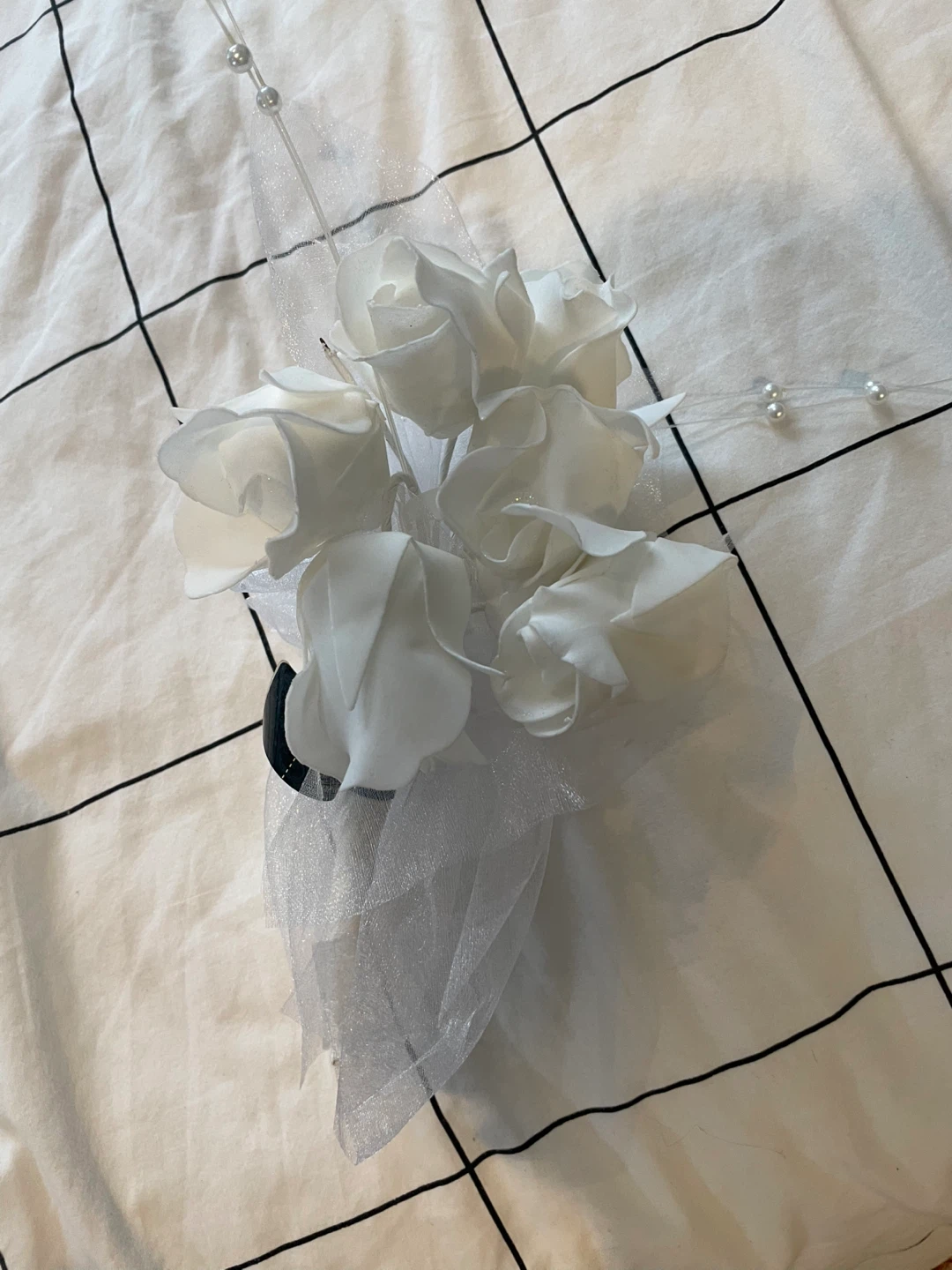 White Rose Wedding Bouquet ⚽️ - photo 2